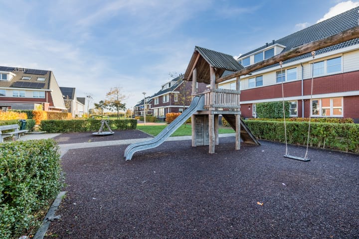 Photo 40 of Klaproos 72