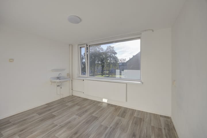 Photo 15 of Kloosterlaan 7