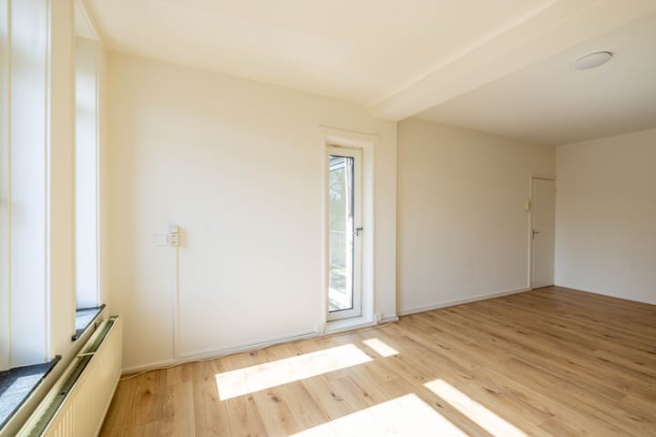 Foto 3 van Herman Robbersstraat 100-E