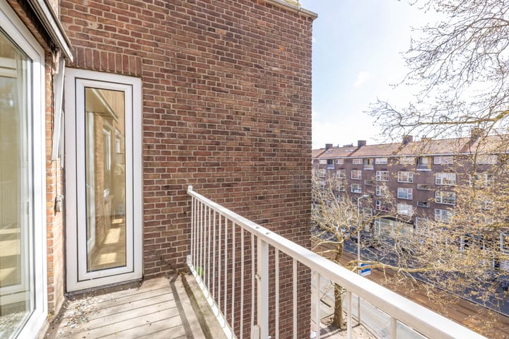 Foto 12 van Herman Robbersstraat 100-E