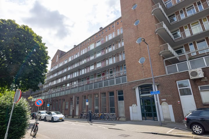 Foto 17 van Herman Robbersstraat 100-E