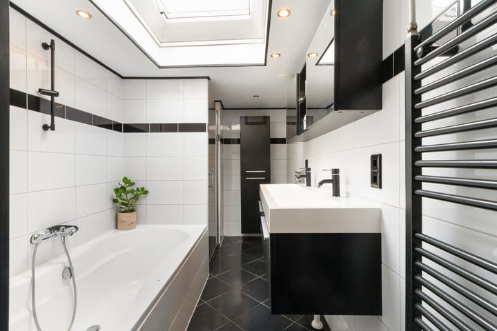 Photo 3 of Rozenstraat 28