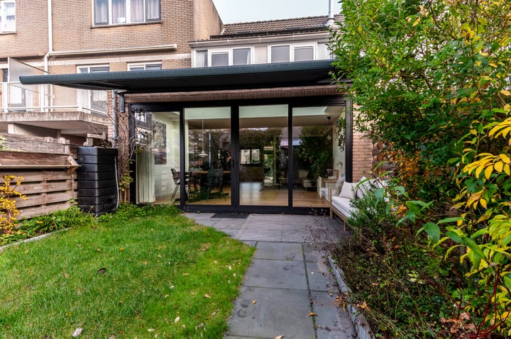 Foto 34 van Zwanenburgplantsoen 22