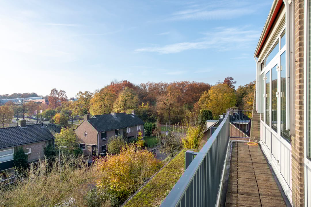 Foto 13 van Van Huevenstraat 39