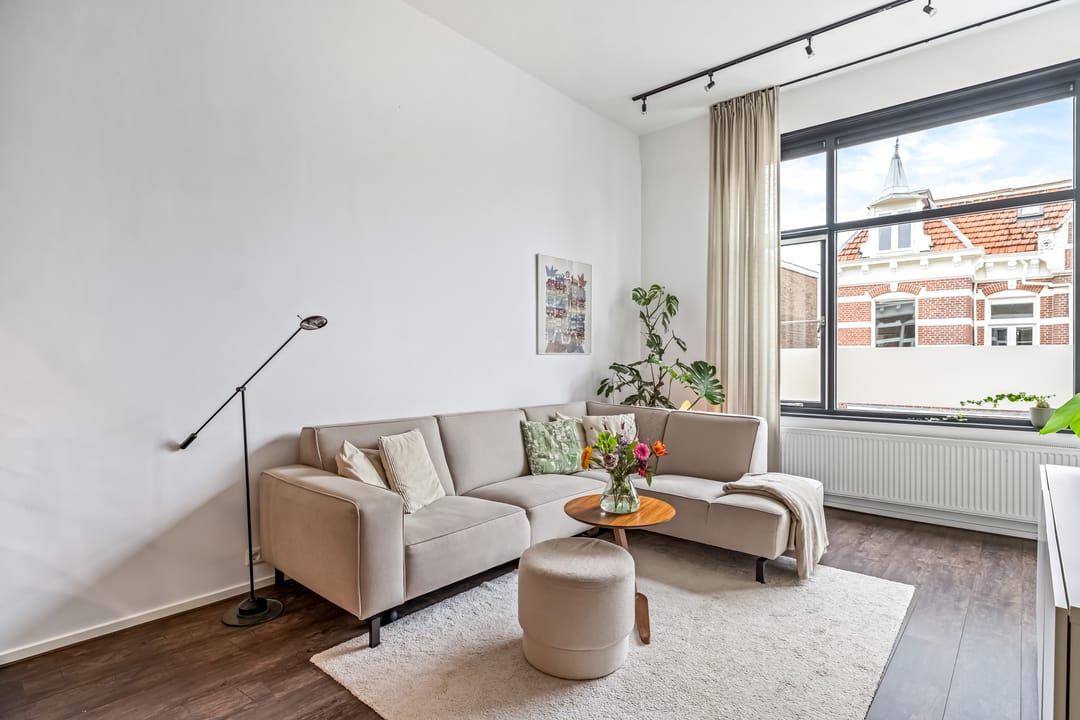 Photo 11 of Hendrik van Viandenstraat 35-B