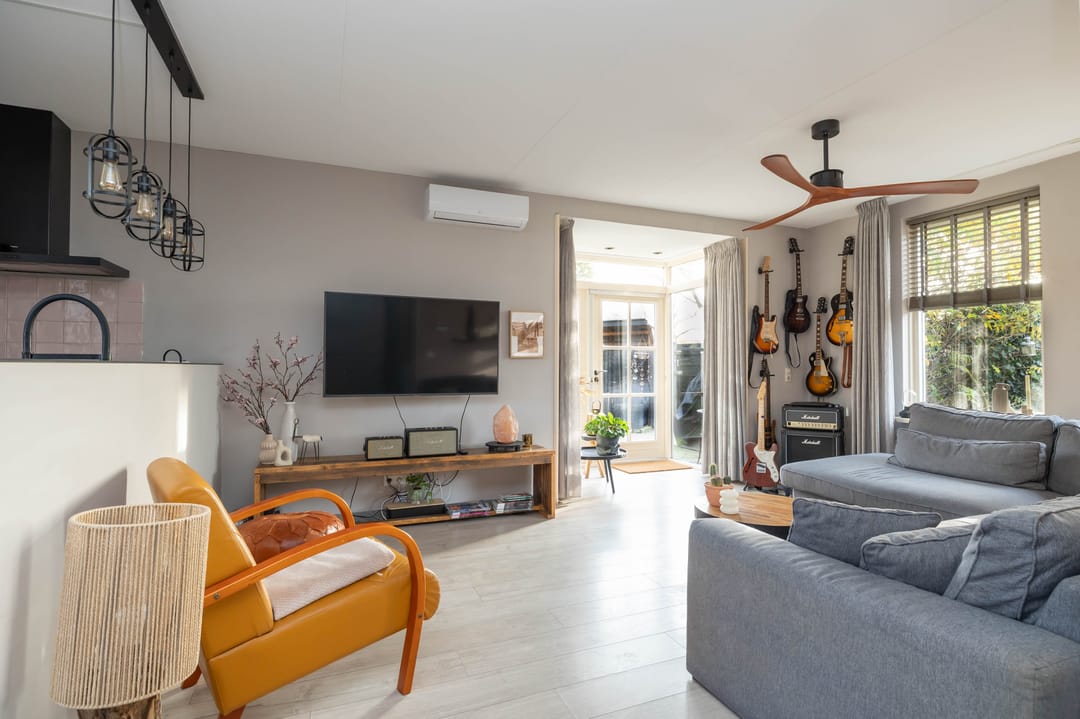 Photo 11 of Sloutersverlaat 48