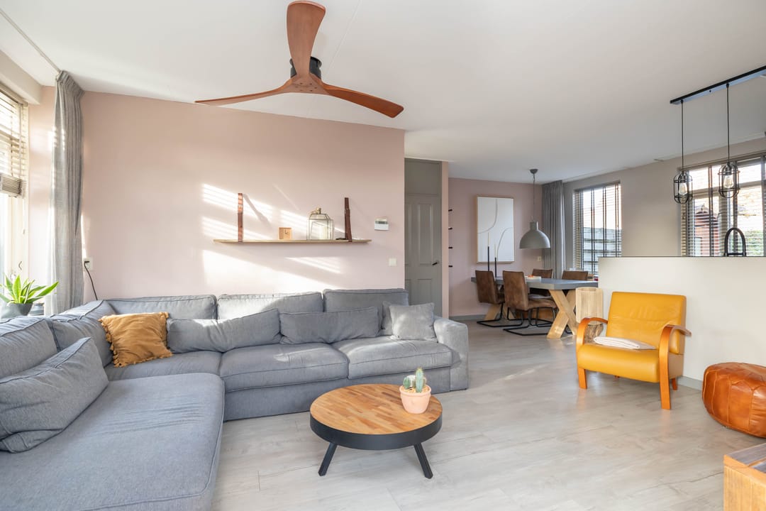 Photo 17 of Sloutersverlaat 48