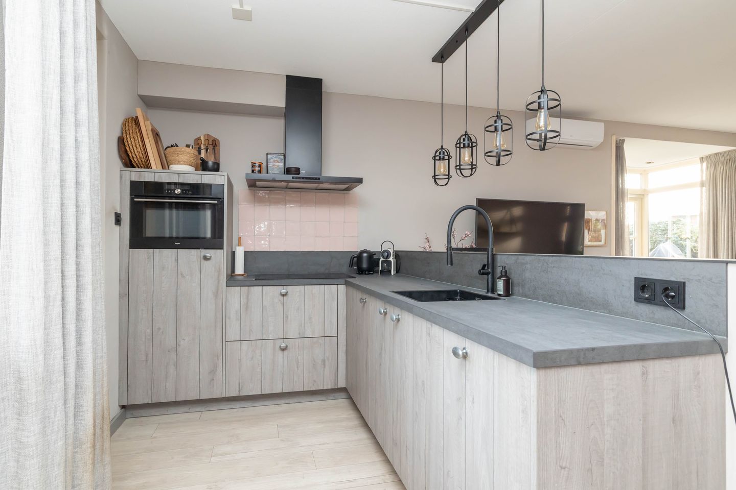 Photo 20 of Sloutersverlaat 48