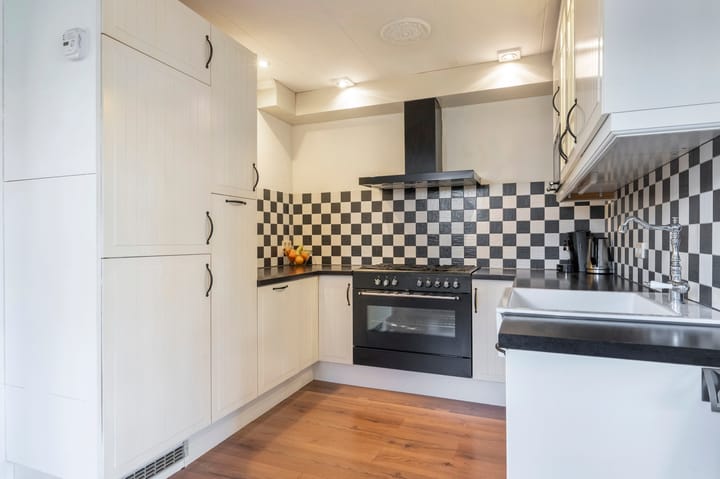 Foto 11 van Mr. J. van Lierstraat 20