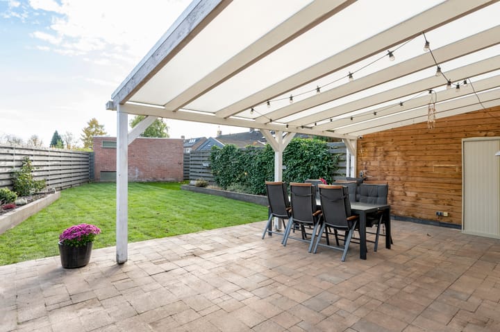 Foto 26 van Mr. J. van Lierstraat 20