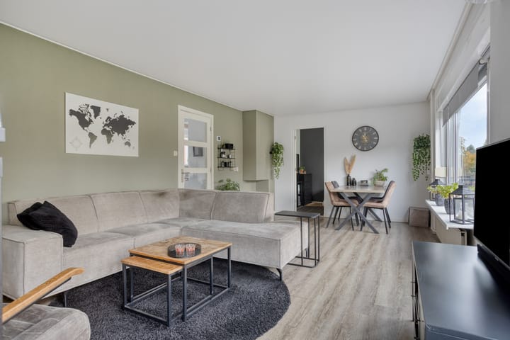 Photo 2 of Paulus Potterstraat 15