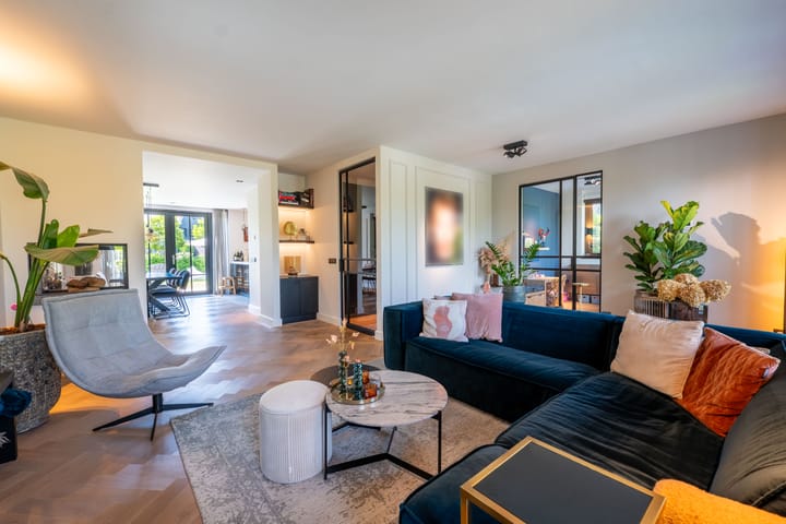 Photo 14 of Laantje van Bruijn 53