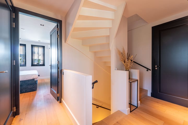 Photo 44 of Laantje van Bruijn 53