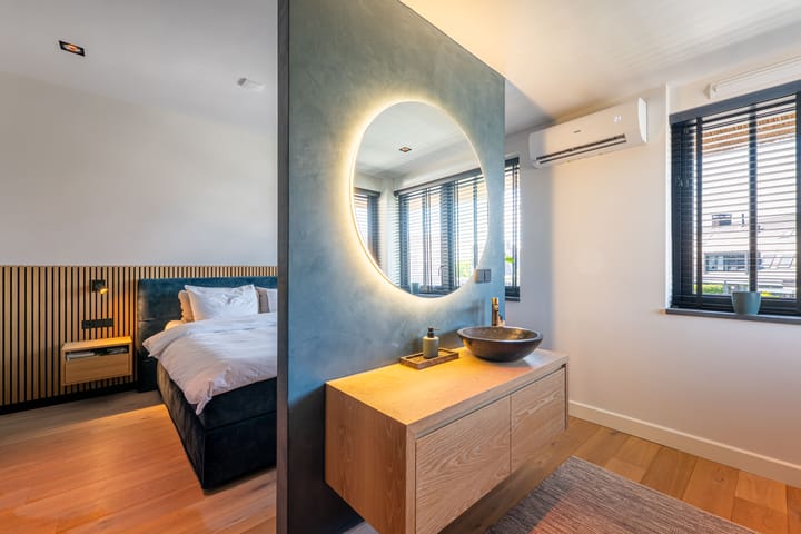 Photo 48 of Laantje van Bruijn 53