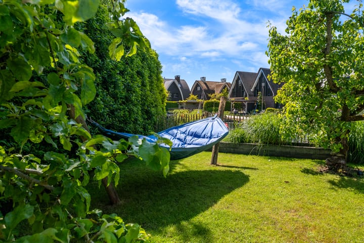 Photo 77 of Laantje van Bruijn 53