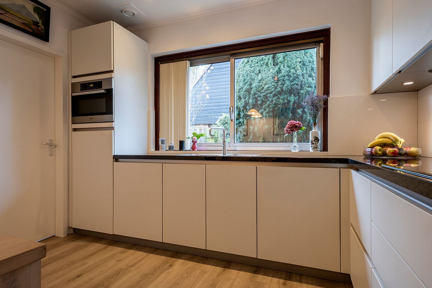 Foto 14 van Beneluxlaan 272