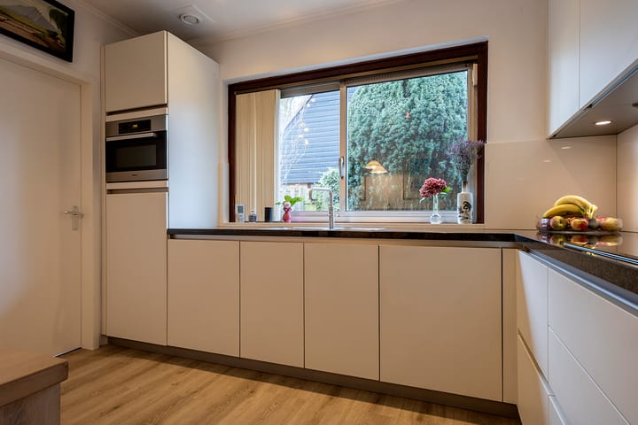 Photo 11 of Beneluxlaan 272