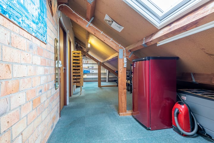 Photo 33 of Beneluxlaan 272