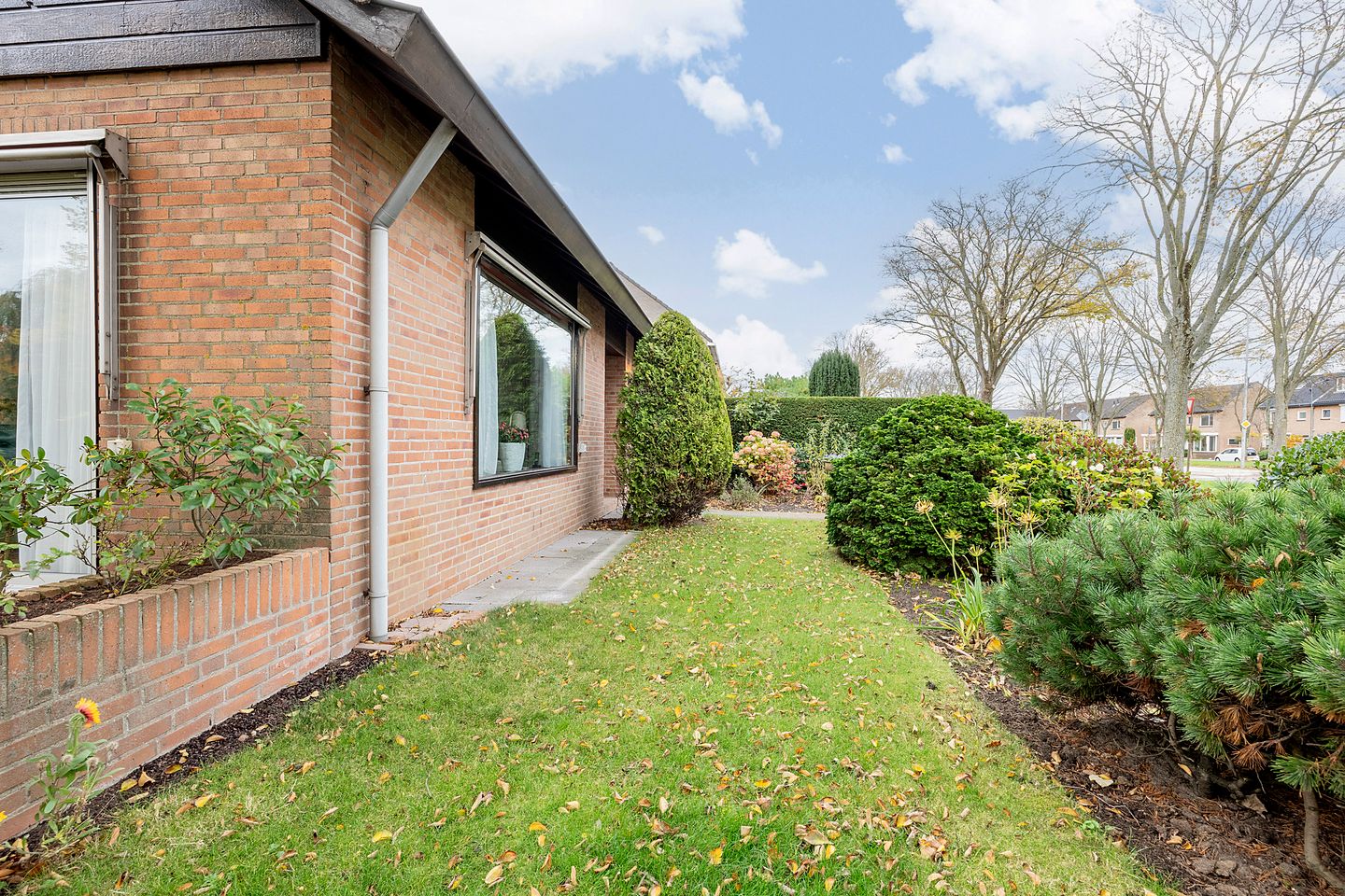 Foto 44 van Beneluxlaan 272