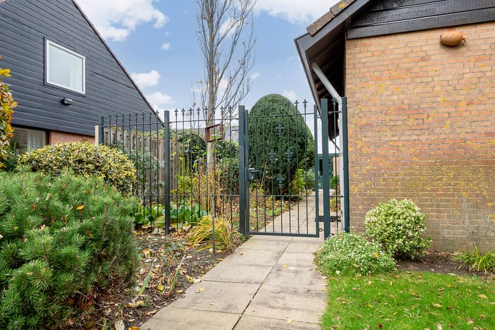 Photo 43 of Beneluxlaan 272