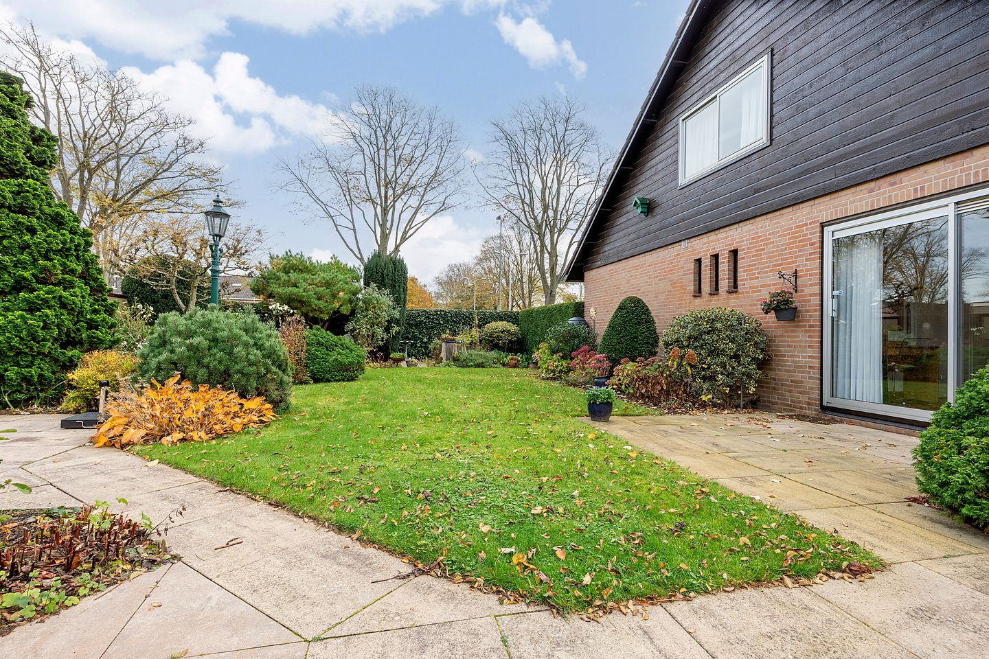 Foto 49 van Beneluxlaan 272