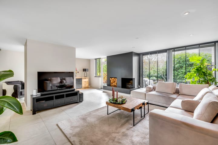 Foto 2 van Golfslag 4