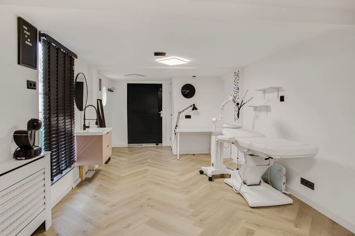 Photo 21 of Eemstraat 30