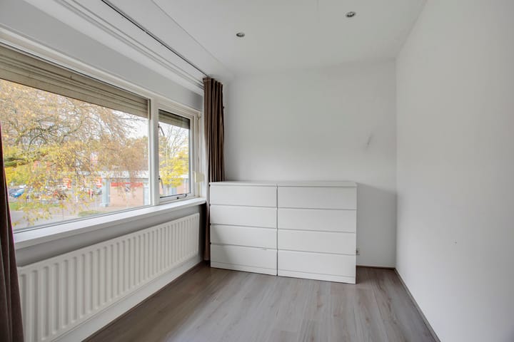 Photo 30 of Eemstraat 30