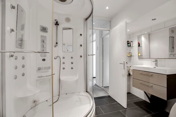 Photo 33 of Eemstraat 30