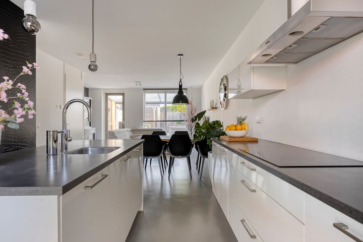 Photo 24 of Maatsestraat 4-E