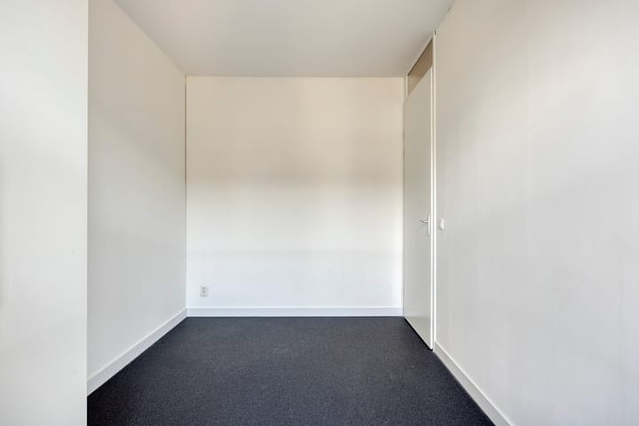 Photo 40 of Maatsestraat 4-E