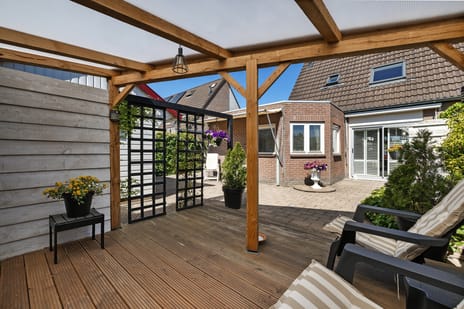 Praam 7 tertiary image