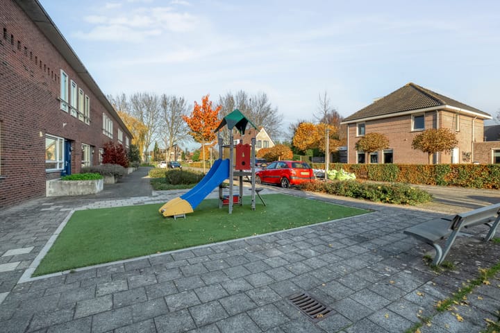 Foto 26 van Linnenweverstraat 12