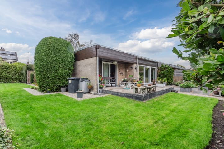 Photo 2 of Burgemeester van Baaklaan 21