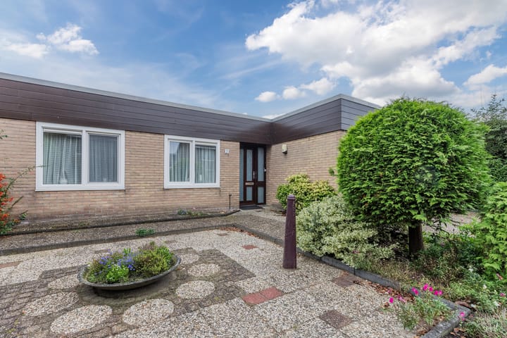 Photo 3 of Burgemeester van Baaklaan 21