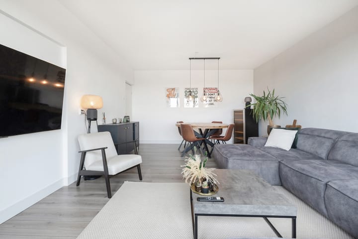 Foto 14 van Hobokenstraat 239