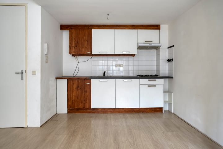 Photo 5 of Meeuwerderweg 75-1