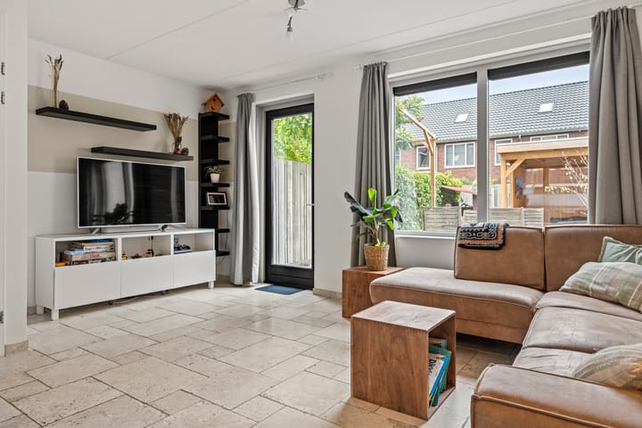 Photo 20 of Willem Berkhemerstraat 9