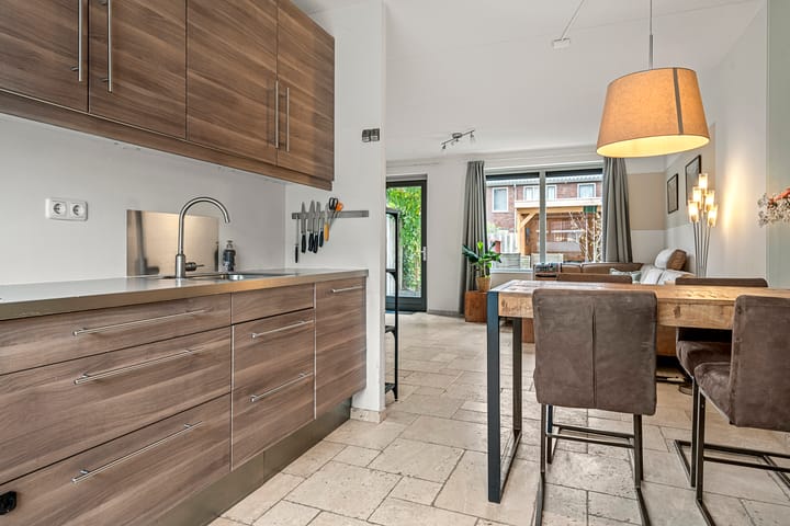 Photo 25 of Willem Berkhemerstraat 9