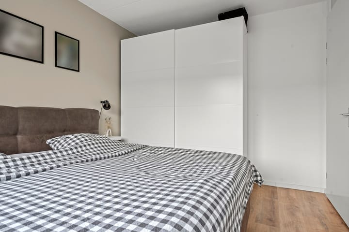 Photo 28 of Willem Berkhemerstraat 9