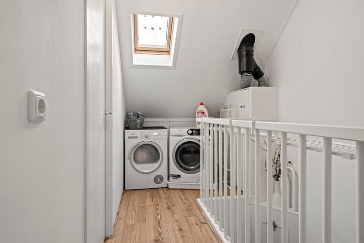 Photo 35 of Willem Berkhemerstraat 9