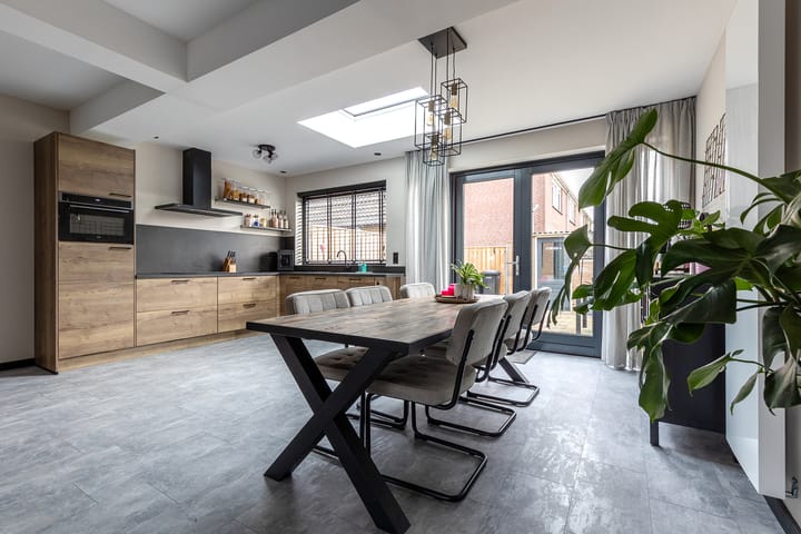 Photo 2 of Beukenlaan 133