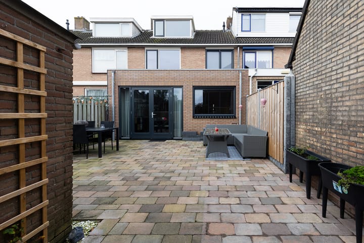 Photo 41 of Beukenlaan 133