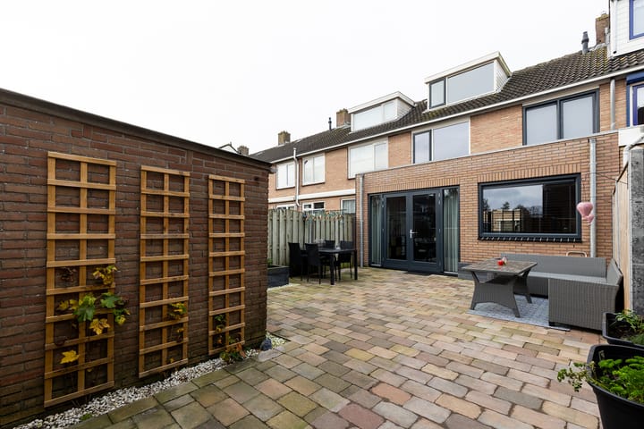 Photo 42 of Beukenlaan 133