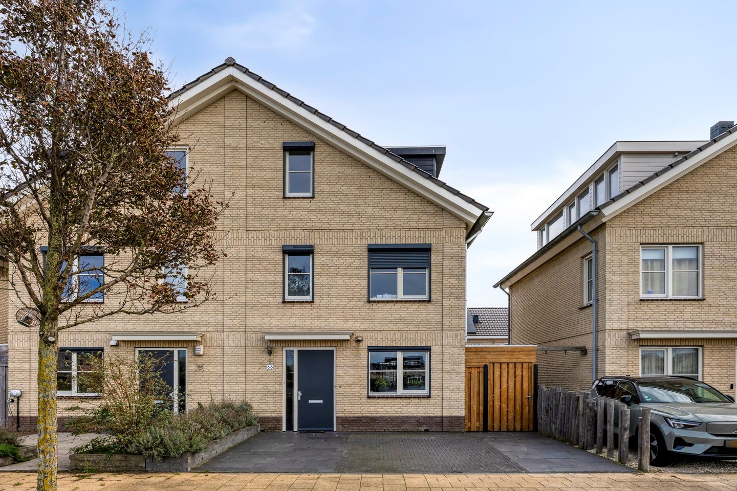 Foto 1 van Leen van der Houwenstraat 66