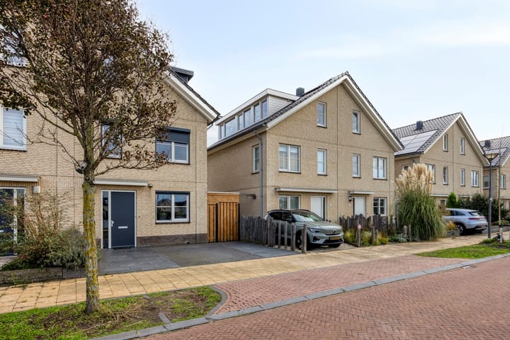 Foto 10 van Leen van der Houwenstraat 66