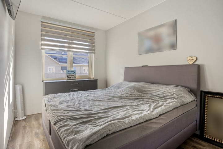 Foto 27 van Leen van der Houwenstraat 66