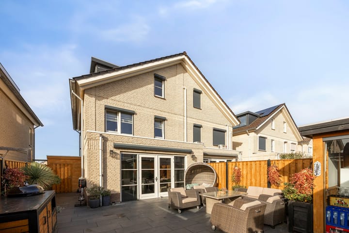 Foto 52 van Leen van der Houwenstraat 66