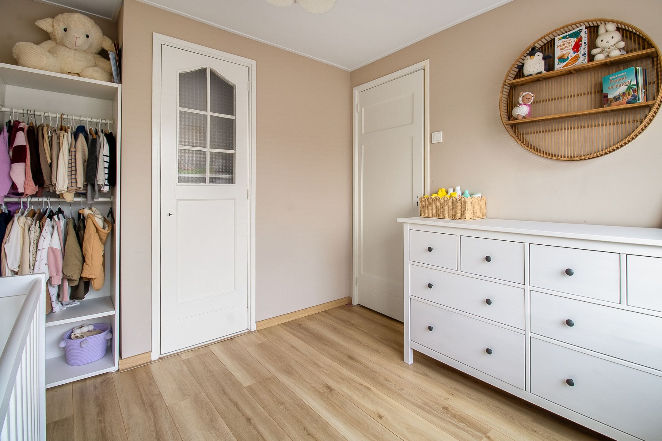 Photo 33 of Ternatestraat 14