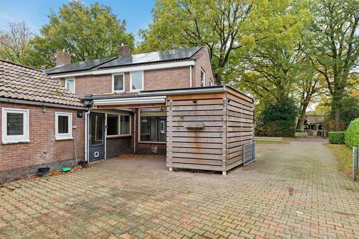 Photo 33 of Torenlaan 8